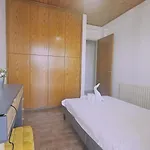 Uptown Apartment *