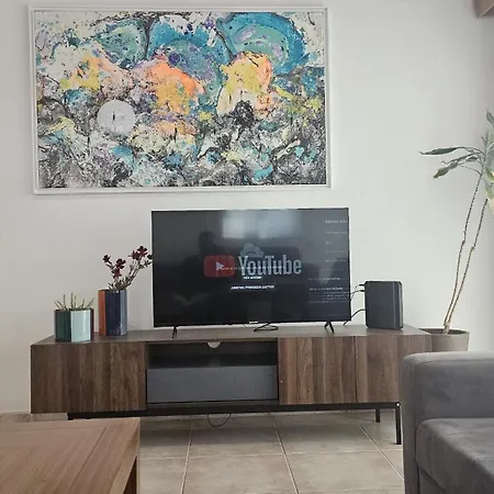 Uptown Apartment Engomi